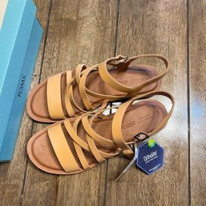 New Toms Seraphina sandy beige leather sandals 9 B